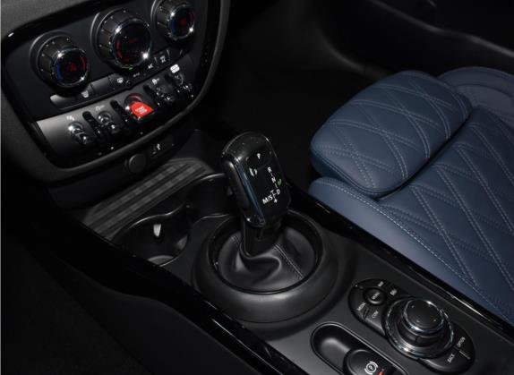 MINI CLUBMAN 2022款 1.5T COOPER 鉴赏家 中控类   挡把