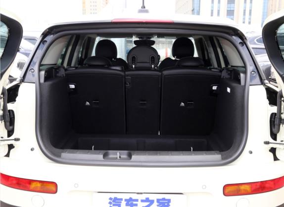MINI CLUBMAN 2022款 1.5T ONE 车厢座椅   后备厢