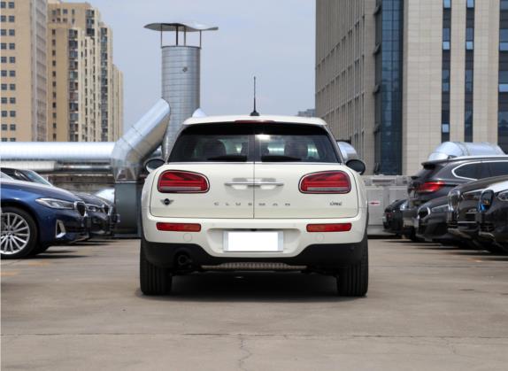 MINI CLUBMAN 2022款 1.5T ONE 外观   正后