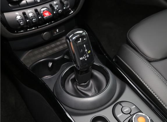 MINI CLUBMAN 2022款 1.5T ONE 中控类   挡把
