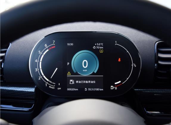 MINI CLUBMAN 2022款 改款 1.5T COOPER 鉴赏家 中控类   仪表盘