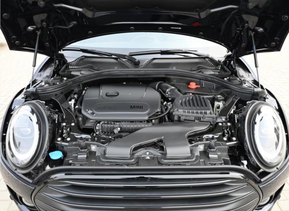 MINI CLUBMAN 2022款 1.5T COOPER BRICK LANE 限量版 其他细节类   发动机舱