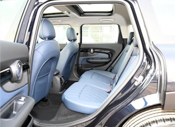 MINI CLUBMAN 2022款 1.5T COOPER BRICK LANE 限量版 车厢座椅   后排空间
