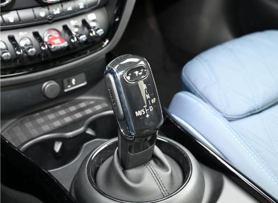 MINI CLUBMAN 2022款 1.5T COOPER BRICK LANE 限量版 中控类   挡把