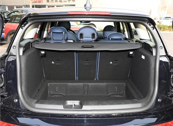 MINI CLUBMAN 2022款 2.0T COOPER S BRICK LANE 限量版 车厢座椅   后备厢