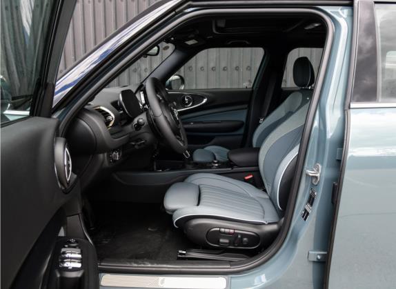 MINI CLUBMAN 2022款 2.0T COOPER S 自在特别版 车厢座椅   前排空间