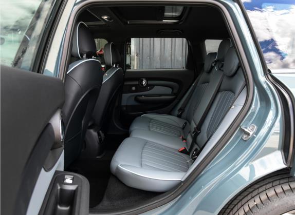 MINI CLUBMAN 2022款 2.0T COOPER S 自在特别版 车厢座椅   后排空间