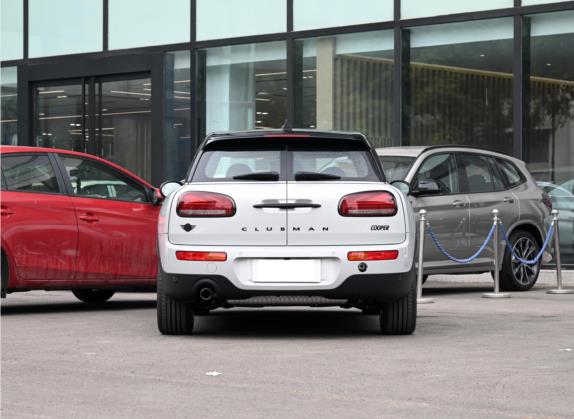 MINI CLUBMAN 2023款 1.5T COOPER 鉴赏家 外观   正后