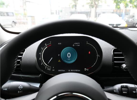MINI CLUBMAN 2023款 1.5T COOPER 鉴赏家 中控类   仪表盘