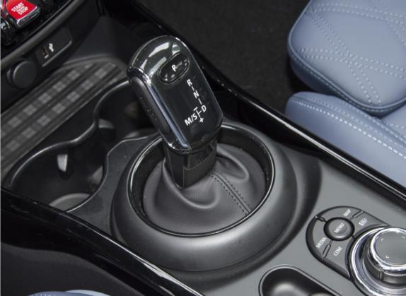 MINI CLUBMAN 2023款 2.0T COOPER S 鉴赏家 中控类   挡把