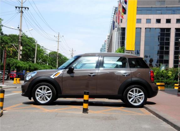 MINI COUNTRYMAN 2011款 1.6L ONE 外观   正侧