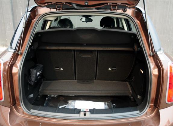 MINI COUNTRYMAN 2011款 1.6L COOPER Fun 车厢座椅   后备厢