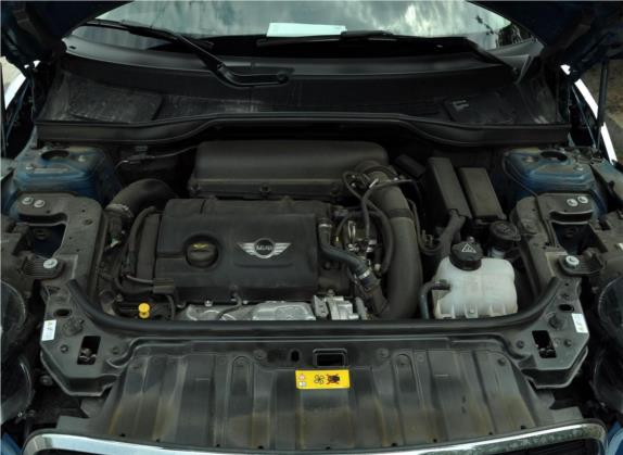 MINI COUNTRYMAN 2011款 1.6T COOPER S ALL4 其他细节类   发动机舱