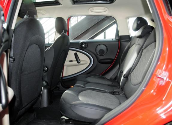 MINI COUNTRYMAN 2012款 1.6T COOPER S 车厢座椅   后排空间