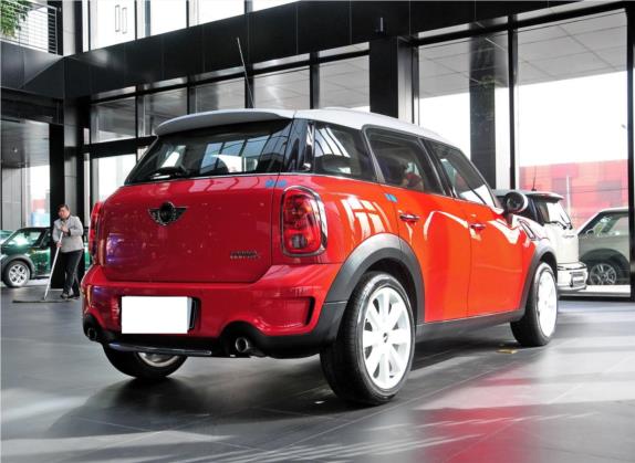 MINI COUNTRYMAN 2012款 1.6T COOPER S 外观   斜后