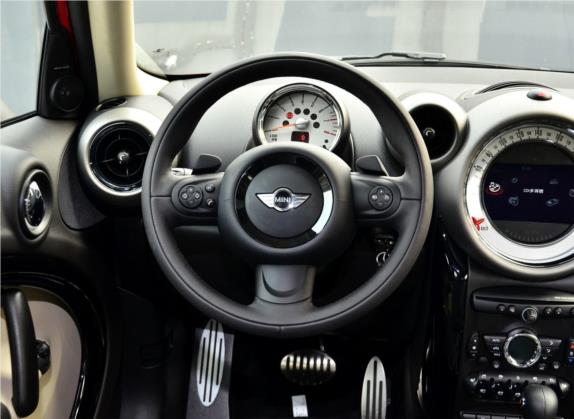 MINI COUNTRYMAN 2013款 1.6T COOPER S ALL4 滑雪版 中控类   驾驶位