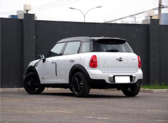 MINI COUNTRYMAN 2013款 1.6T COOPER ALL4 Excitement 外观   斜后