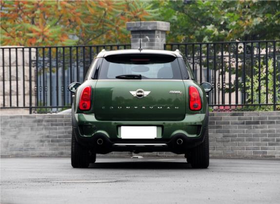 MINI COUNTRYMAN 2014款 1.6T COOPER S ALL4 外观   正后