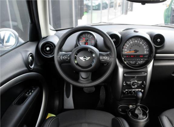 MINI COUNTRYMAN 2014款 1.6T COOPER ALL4 Fun 中控类   驾驶位