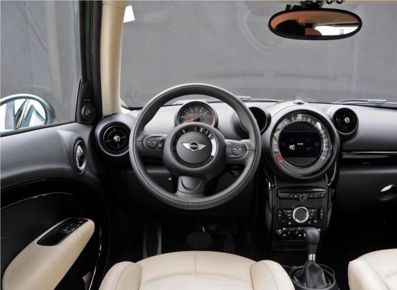 MINI COUNTRYMAN 2014款 1.6T COOPER ALL4 Excitement 中控类   驾驶位