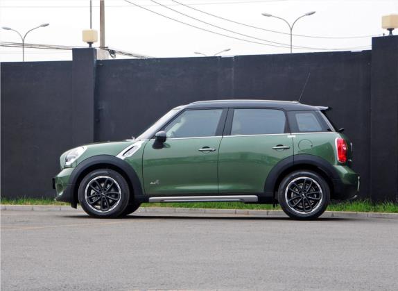 MINI COUNTRYMAN 2014款 1.6T COOPER ALL4 Excitement 外观   正侧