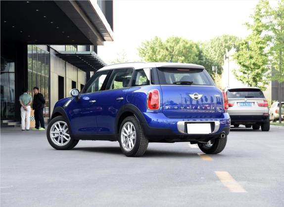 MINI COUNTRYMAN 2014款 1.6L COOPER Excitement 外观   斜后