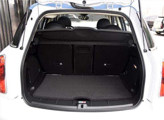 MINI COUNTRYMAN 2015款 1.6T COOPER S ALL4 进藏限量版 车厢座椅   后备厢
