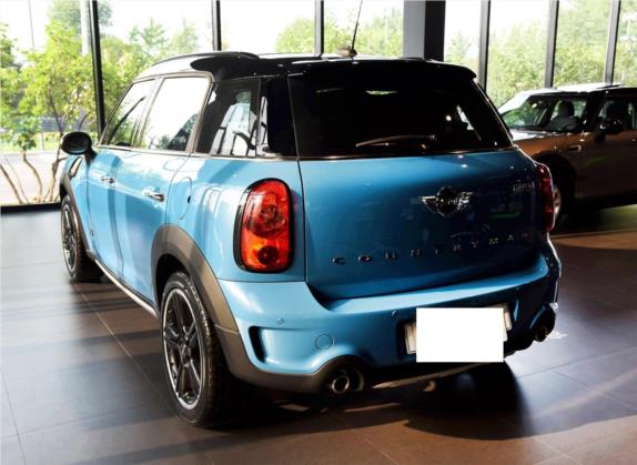 MINI COUNTRYMAN 2016款 1.6T COOPER S ALL4 装备控 外观   斜后