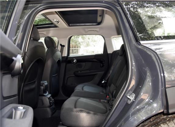 MINI COUNTRYMAN 2017款 2.0T COOPER S ALL4 车厢座椅   后排空间