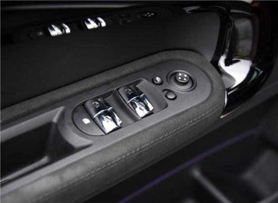 MINI COUNTRYMAN 2017款 2.0T COOPER S ALL4 旅行家 车厢座椅   门窗控制
