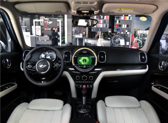 MINI COUNTRYMAN 2017款 2.0T COOPER S ALL4 探险家 中控类   中控全图