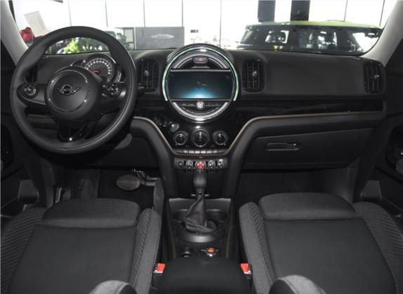 MINI COUNTRYMAN 2018款 2.0T COOPER S ALL4 经典派 中控类   中控全图