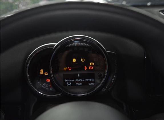 MINI COUNTRYMAN 2018款 2.0T COOPER S ALL4 经典派 中控类   仪表盘