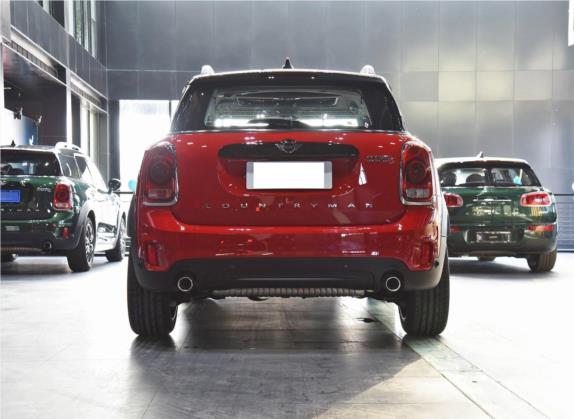 MINI COUNTRYMAN 2018款 2.0T COOPER S ALL4 艺术家 外观   正后