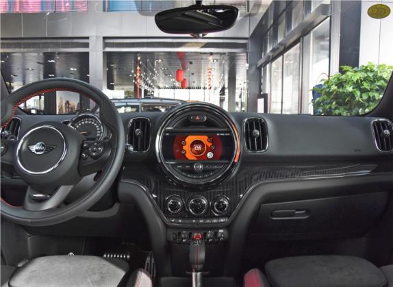 MINI COUNTRYMAN 2018款 2.0T COOPER S ALL4 赛车手 中控类   中控台