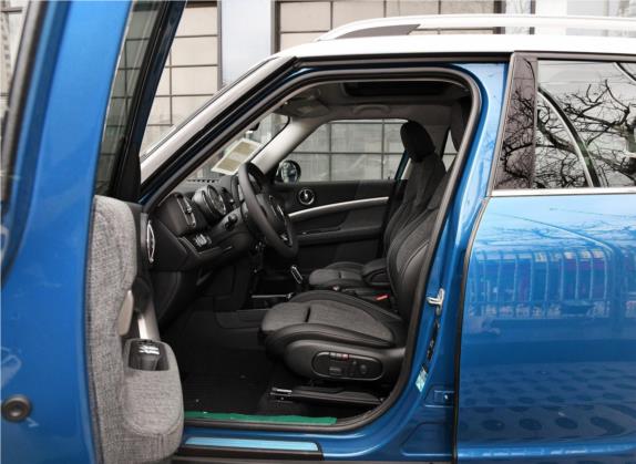 MINI COUNTRYMAN 2019款 1.5T COOPER 艺术家周末旅行版 车厢座椅   前排空间