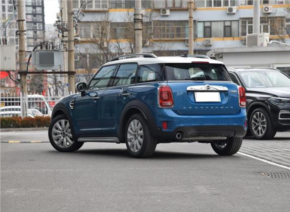 MINI COUNTRYMAN 2019款 1.5T COOPER 艺术家周末旅行版 外观   斜后