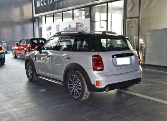 MINI COUNTRYMAN 2020款 2.0T COOPER S ALL4 极地版 外观   斜后