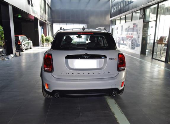 MINI COUNTRYMAN 2020款 2.0T COOPER S ALL4 极地版 外观   正后