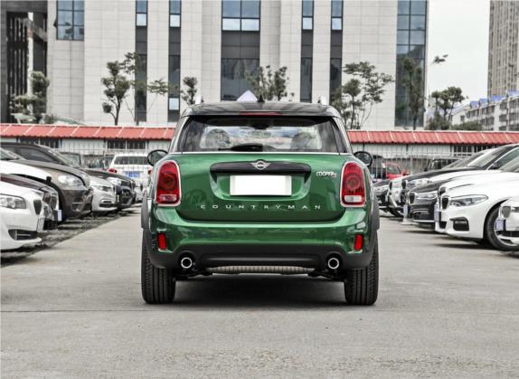 MINI COUNTRYMAN 2020款 2.0T COOPER S 外观   正后