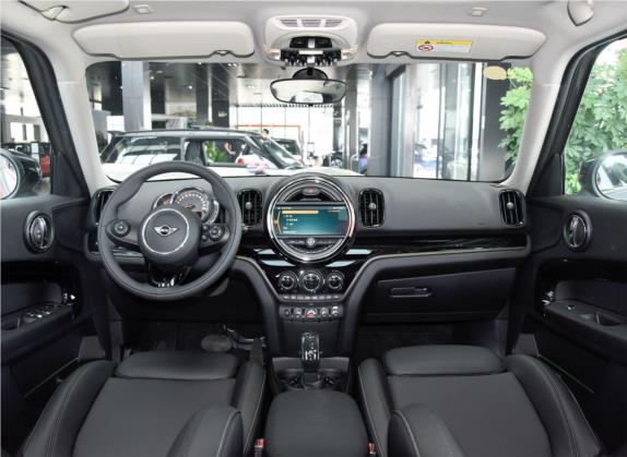 MINI COUNTRYMAN 2020款 1.5T COOPER ALL4 中控类   中控全图