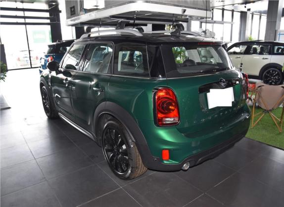 MINI COUNTRYMAN 2020款 1.5T COOPER ALL4 鉴赏家 外观   斜后