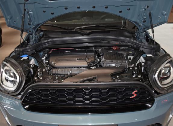 MINI COUNTRYMAN 2022款 2.0T COOPER S ALL4 其他细节类   发动机舱