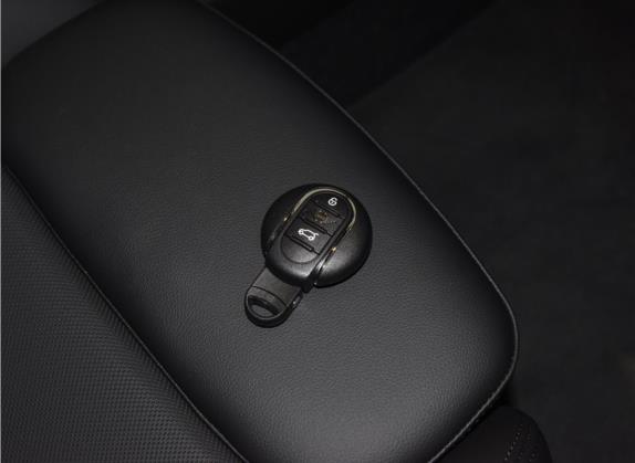 MINI COUNTRYMAN 2022款 2.0T COOPER S ALL4 其他细节类   钥匙