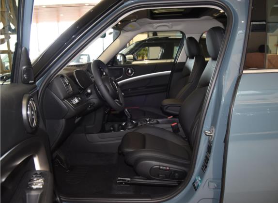 MINI COUNTRYMAN 2022款 2.0T COOPER S ALL4 车厢座椅   前排空间