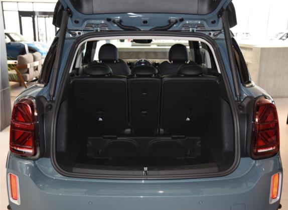 MINI COUNTRYMAN 2022款 2.0T COOPER S ALL4 车厢座椅   后备厢