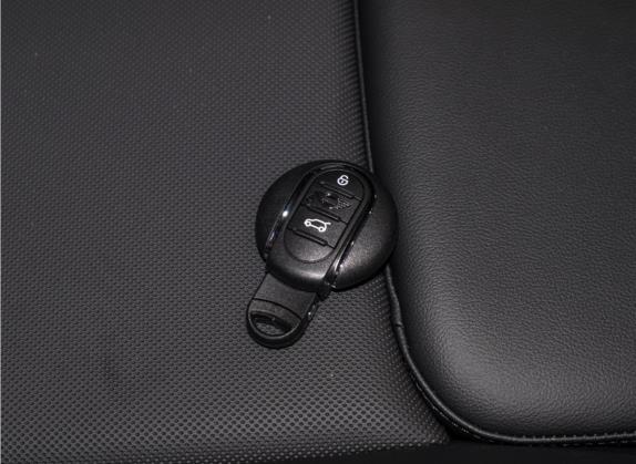 MINI COUNTRYMAN 2022款 2.0T COOPER S 其他细节类   钥匙