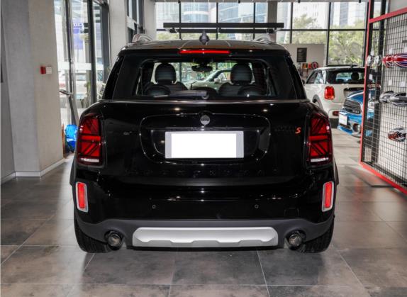 MINI COUNTRYMAN 2022款 2.0T COOPER S 外观   正后