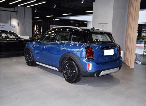 MINI COUNTRYMAN 2022款 1.5T COOPER ALL4 鉴赏家 外观   斜后