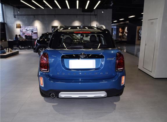 MINI COUNTRYMAN 2022款 1.5T COOPER ALL4 鉴赏家 外观   正后